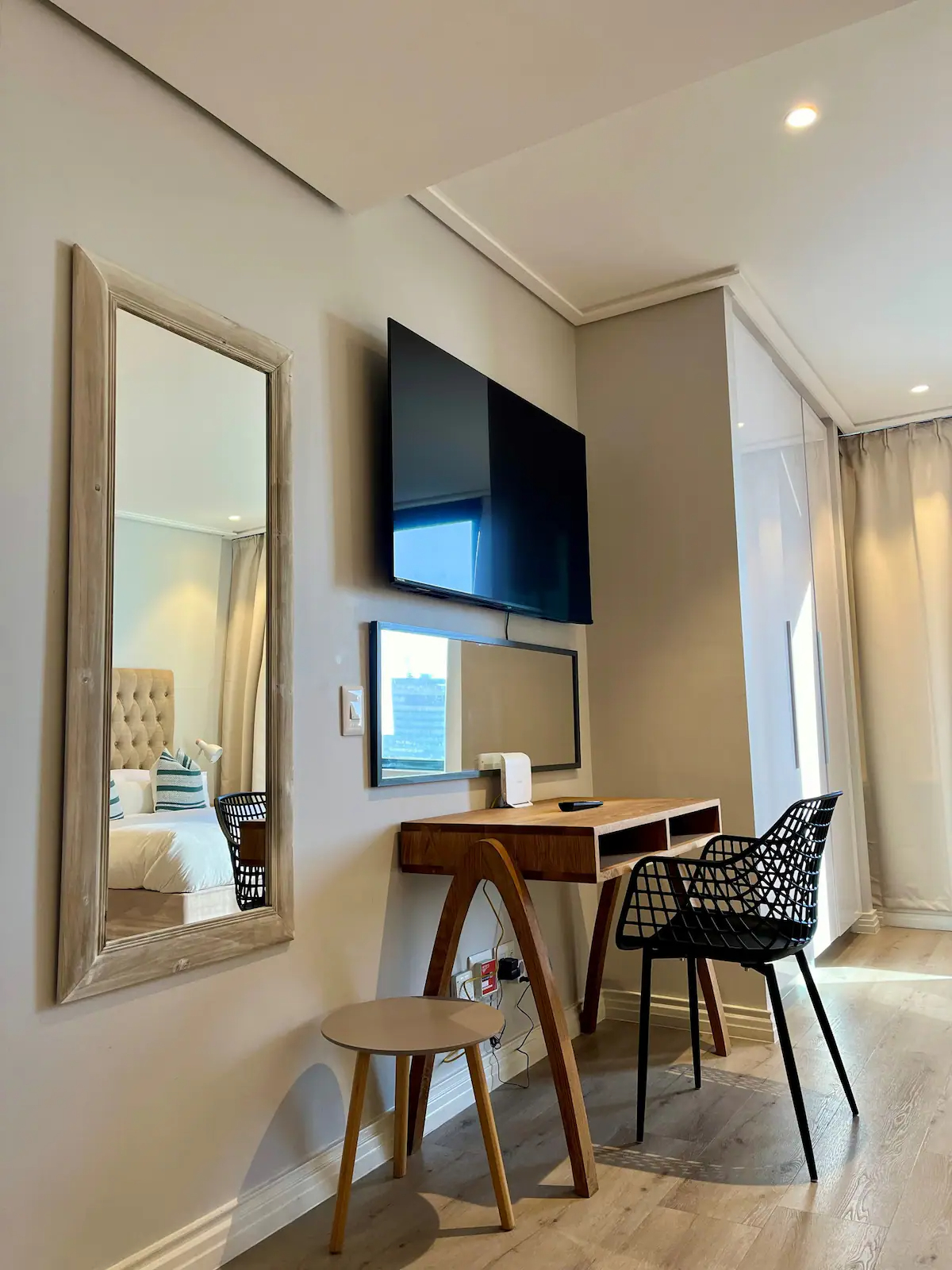 16OnBreeWorkspace